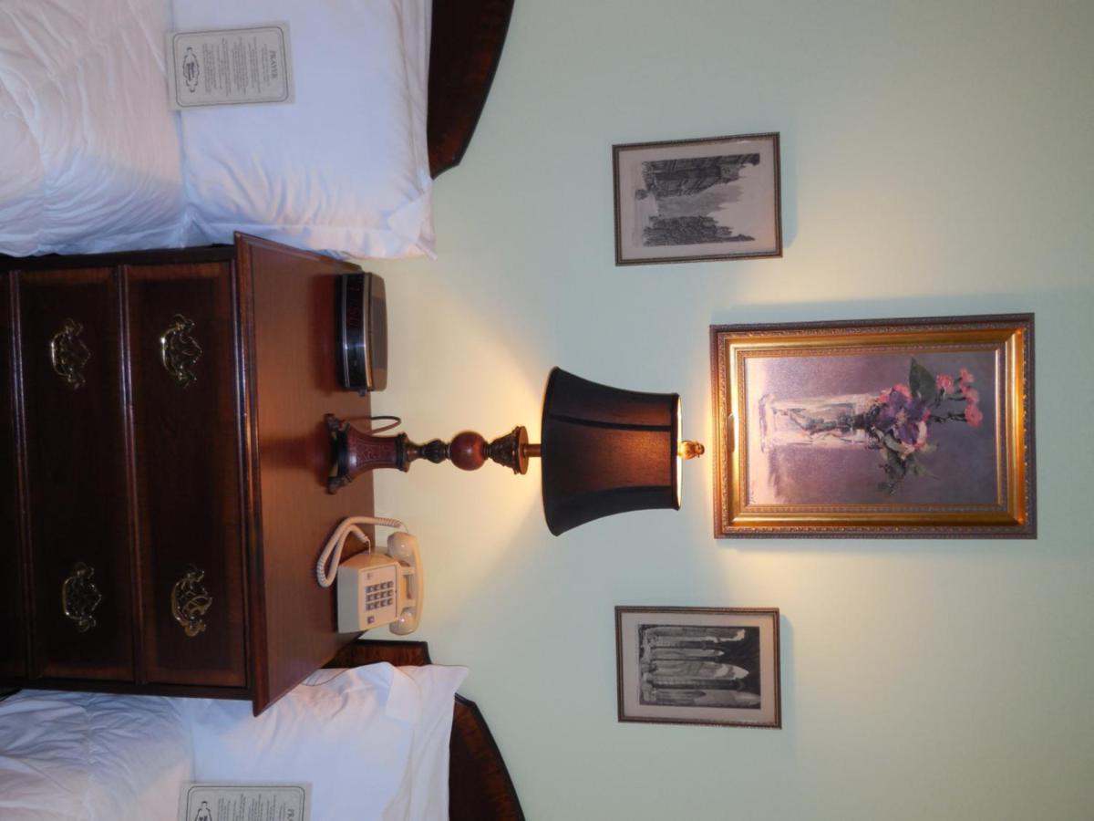 Higher Ground Hotel Independence Luaran gambar